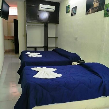 Hotel Suites Elia Noemi Mérida Extérieur photo