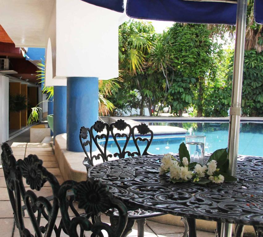 Hotel Suites Elia Noemi Mérida Extérieur photo