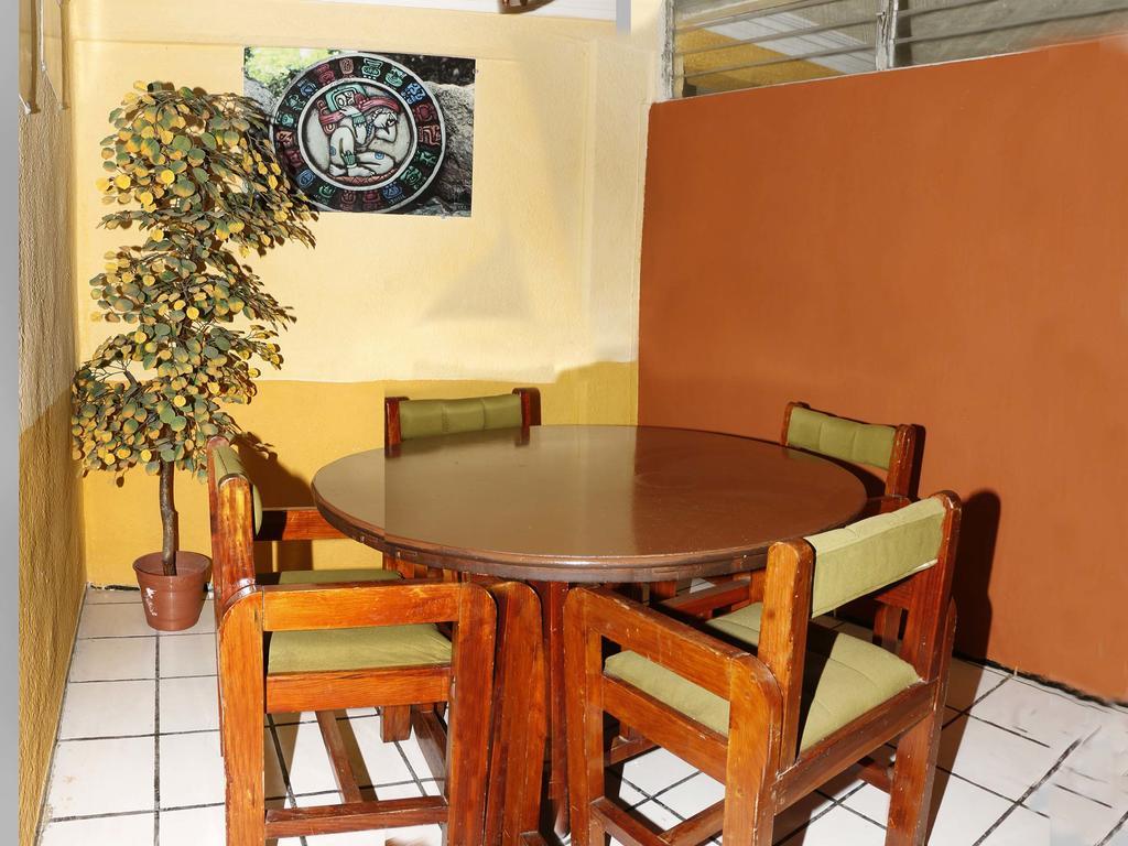Hotel Suites Elia Noemi Mérida Extérieur photo