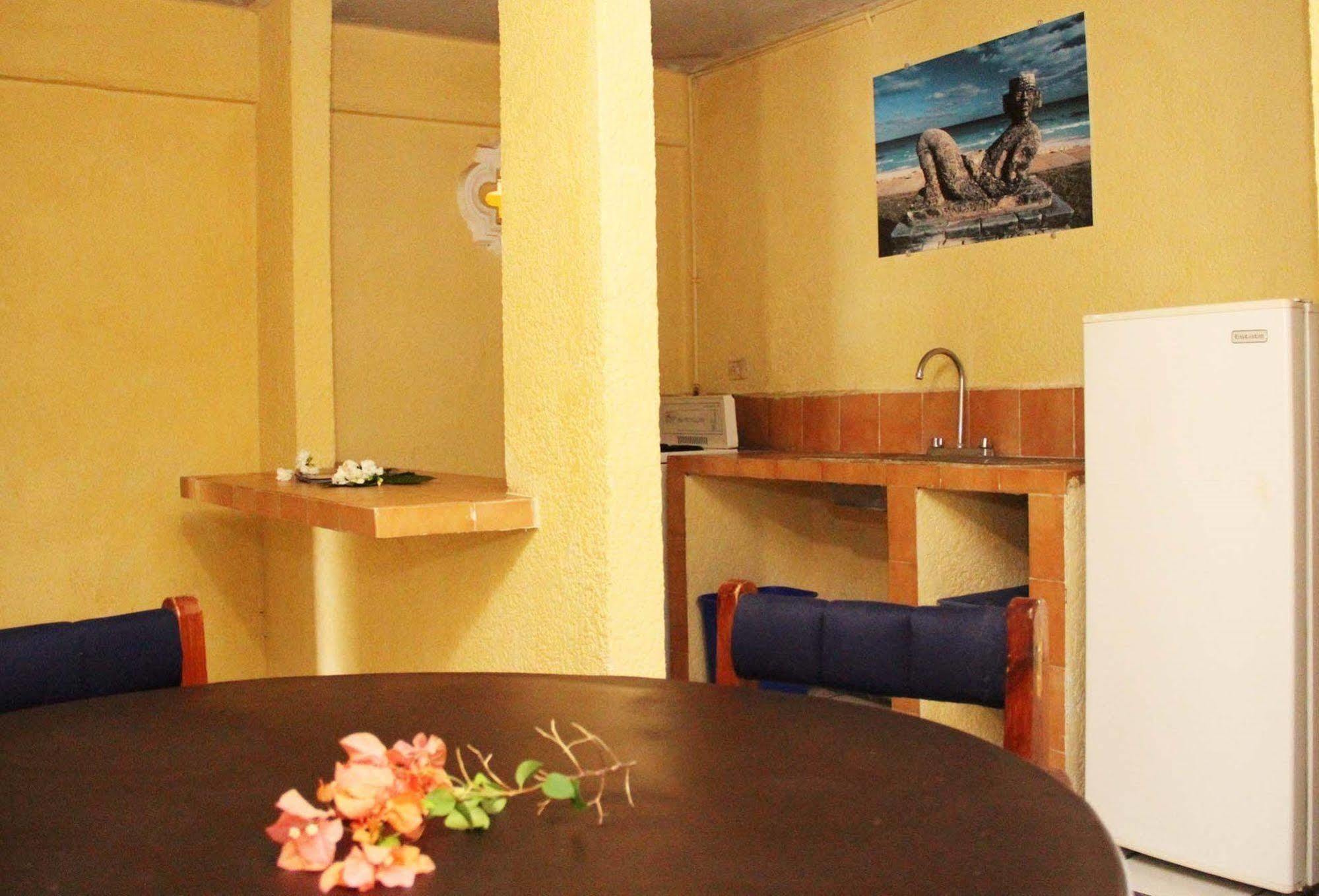 Hotel Suites Elia Noemi Mérida Extérieur photo